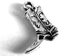 Kovový přívěsek Kovbojská bota 17 x 13 mm - B60137