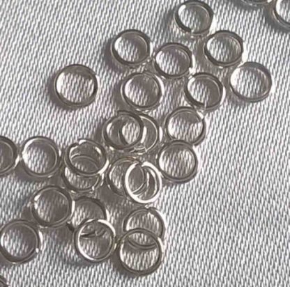bižuterní kroužek stříbro 4 mm