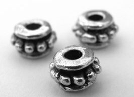 Korálky kovové 6 mm