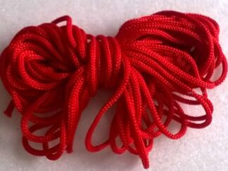 Polyesterová šňůra ČERVENÁ 30 cm 3 ks - snu032